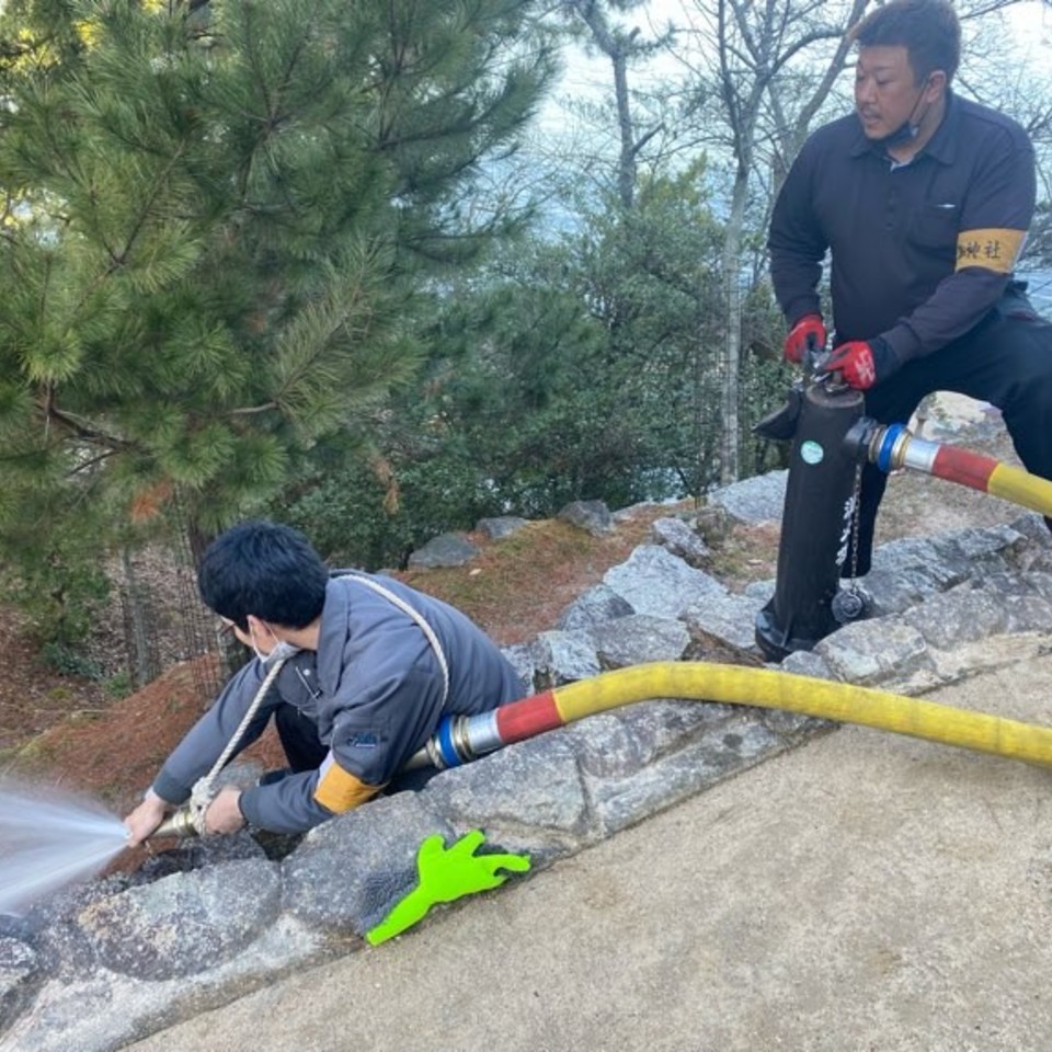 地上式消火栓放水テストの画像